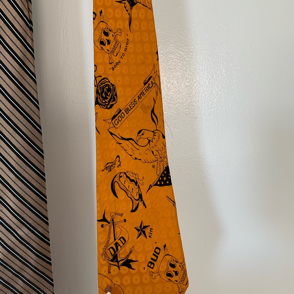 Men’s tie